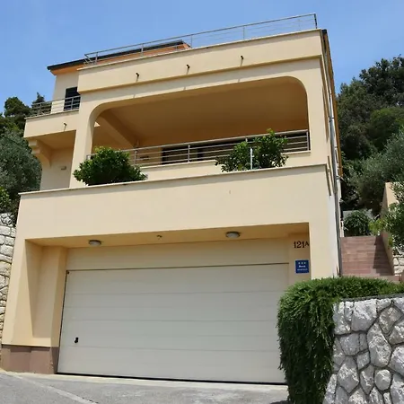 Charming Rab Apartament *
