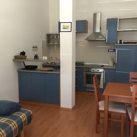 Charming Rab Apartament *