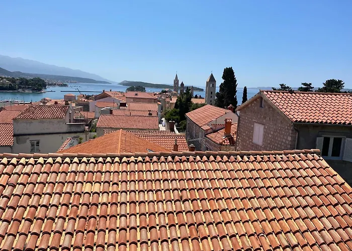 Charming Rab Apartament